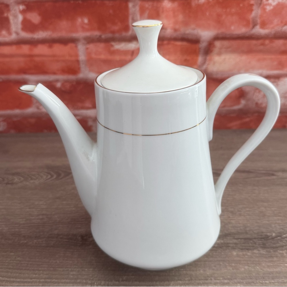 Vintage Fairfield Fine China Tea / Coffee Pot Classic White Gold Trim
